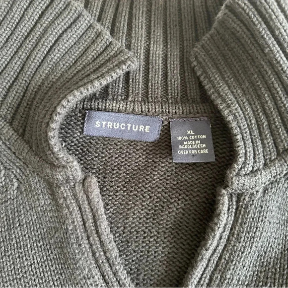 Vintage Black Ribbed Knit Sweater - Picture 2 of 5